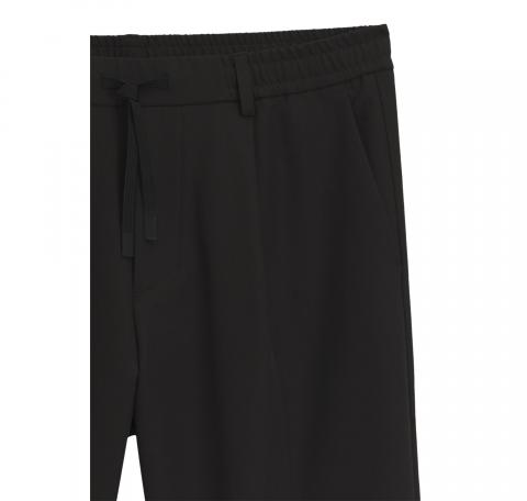 BOSS Pantalone Uomo Con Fit Affusolato In Tessuto Elasticizzato Idrorepellente T Convert Pleat 50539085 Colore Nero