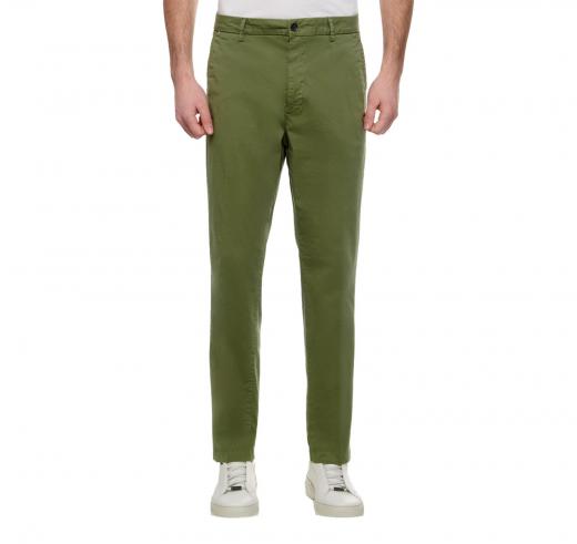 BOSS Pantalone Uomo Chino Slim Fit In Gabardine Di Cotone Elasticizzato 50505392 Colore Verde