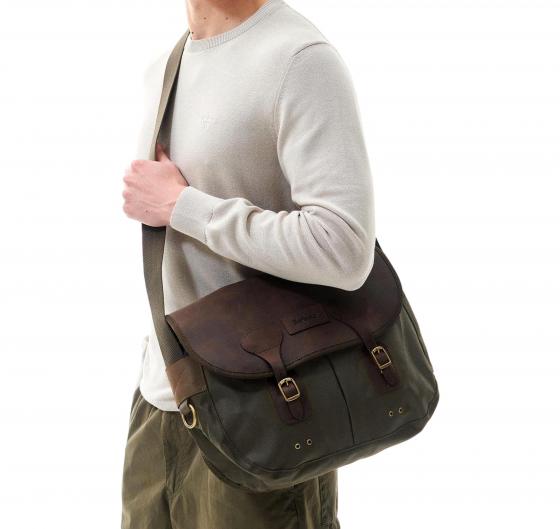 BARBOUR Borsa Uomo Tarras In Pelle Cerata UBA0003OL71 Colore Oliva