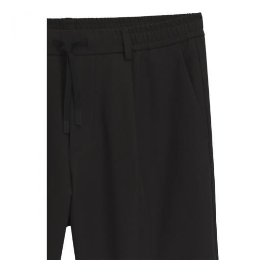 BOSS Pantalone Uomo Con Fit Affusolato In Tessuto Elasticizzato Idrorepellente T Convert Pleat 50539085 Colore Nero
